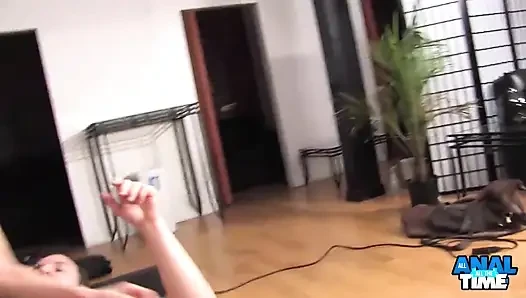 Moretta Cox iki anal dölleniyor ve iki yarağı birden alıyor!  Allanalallthetime