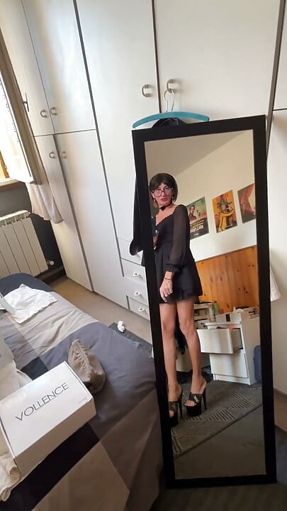 Sexy Walk in Front of the Mirror 01