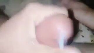Ma première éjaculation vidéo
