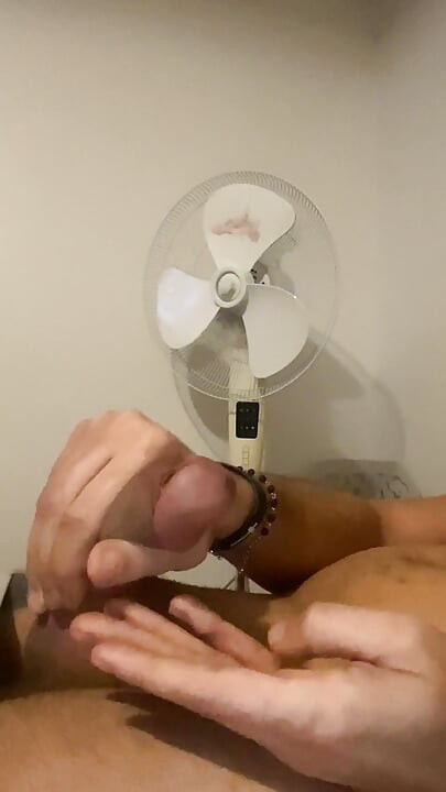 Bi eats her own cum