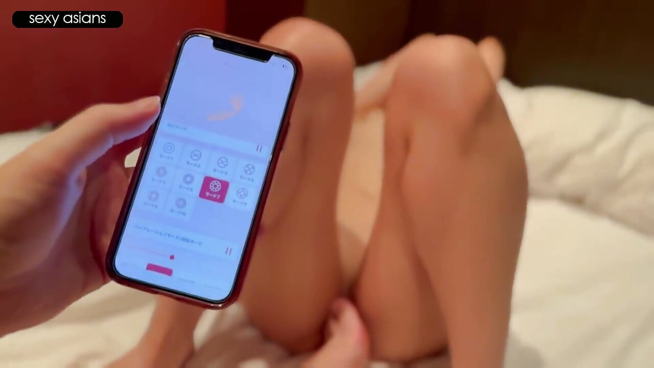 Losyon ve gazlı bez kullanarak oyuncak olduktan sonra intikamımı hiç görmedikları bir anal döllemeyle aldım 2.