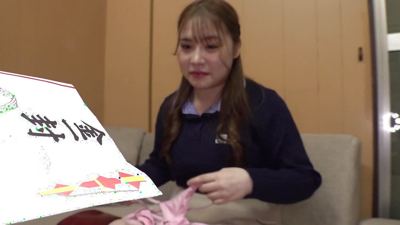 2부: 작은 마이크로 비키니를 입고 앞으로 기어다니는 거유 여대생! 그녀의 민감한 모든 네 에 그녀를 걸립니다 고정 바이브레이터에서 붕괴직전에!?