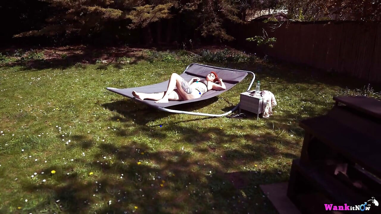 Auburn Fox - Cumming in the Garden