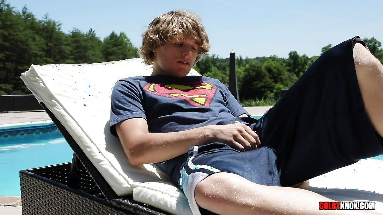 Robin Moore masturba para Mickey