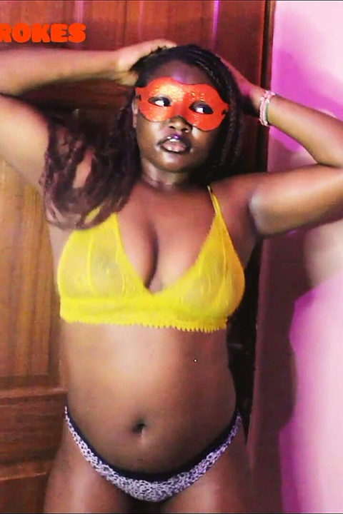 Strip Tease Babe