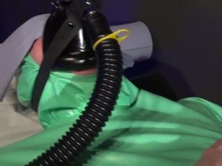 Mască de respirație anestezică în clinica medicală a doamnei C