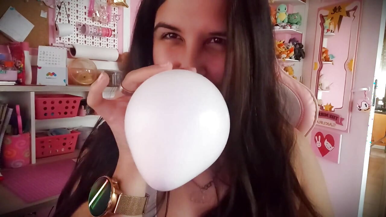 Puffy Cheeks Balloon Blowing - Bunny Looner