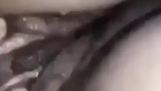 Mädchen im gelben kleid, nacktes video