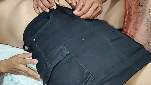 18-летняя девственная киска со спермой внутри в тамильской Индии, видео Х