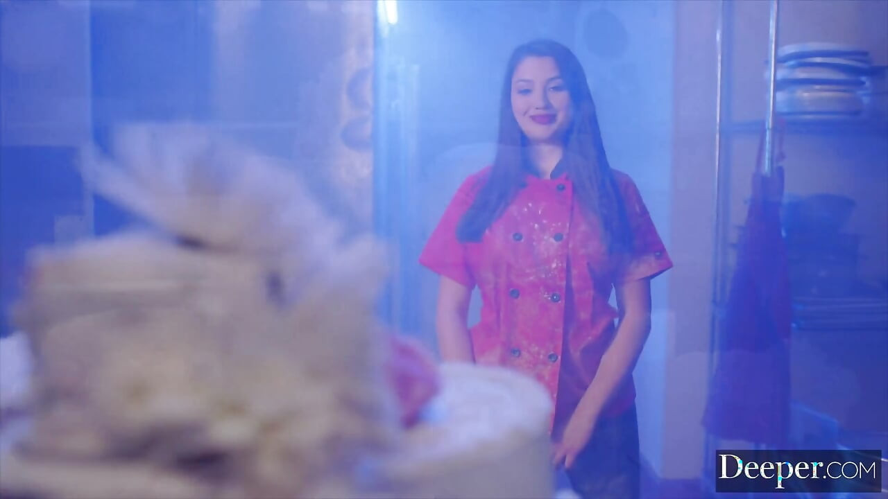 Daha derin baker alyx star doyumsuz bir iştaha sahip