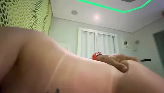 Den Freund meines Mannes zu ficken, ohne den zahmen Cuckold!