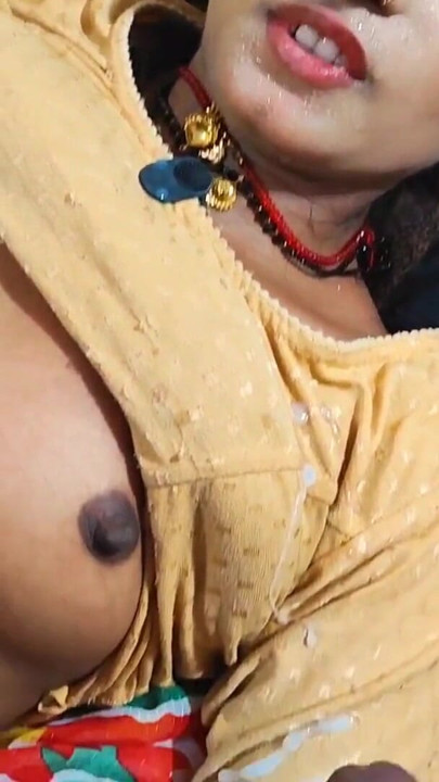 Anal hole- "Dr. sahab mota Auzaar dalo gand me", Doctor ne dala bhabhi ki gand me Thermometer or lund dalkr chudai ki… | Clip 3