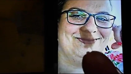 Büyük kız boşalma