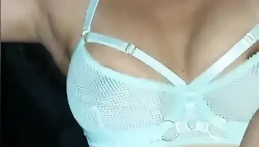 Kamu mau entot aku kayak gitu dong?