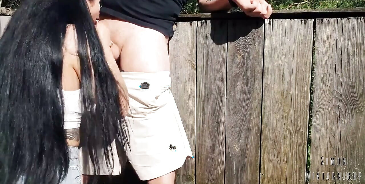 [bts] Ryzykowne outdoor facefuck i cum w gardle. Zrobiliśmy to w Wieży Myśliwskiej!
