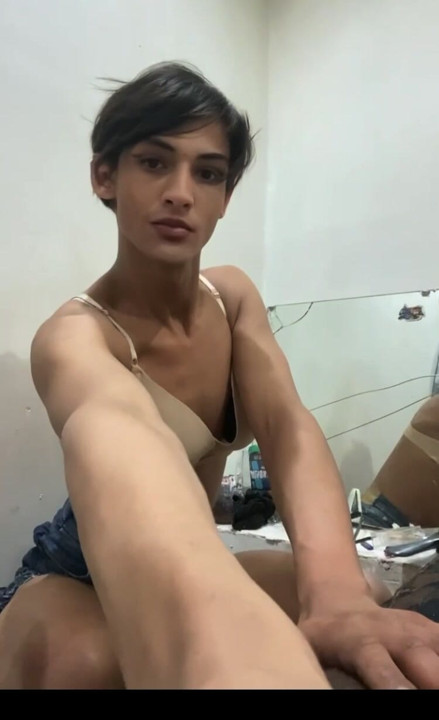 Sissy beta