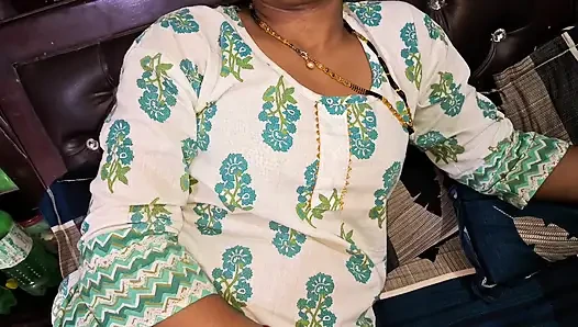 Desi bhabhi panas mengisap blowjob kontol besar mendapatkan mani muncrat di mulut