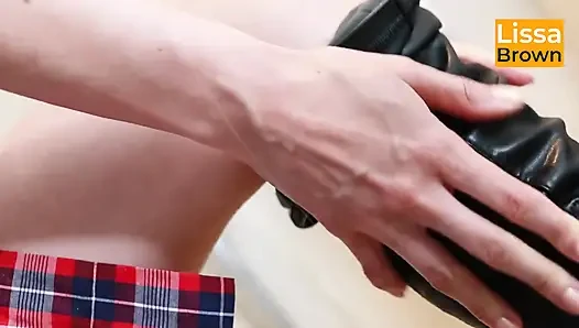 Ich nasse meine stiefel in der dusche