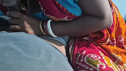 Aunty ko land chaliye thi ,to mera land se khub chudwaya