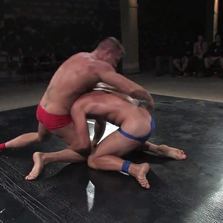 Patrick Rouge Vs Tyler Saint the Live Audience & Oil Match