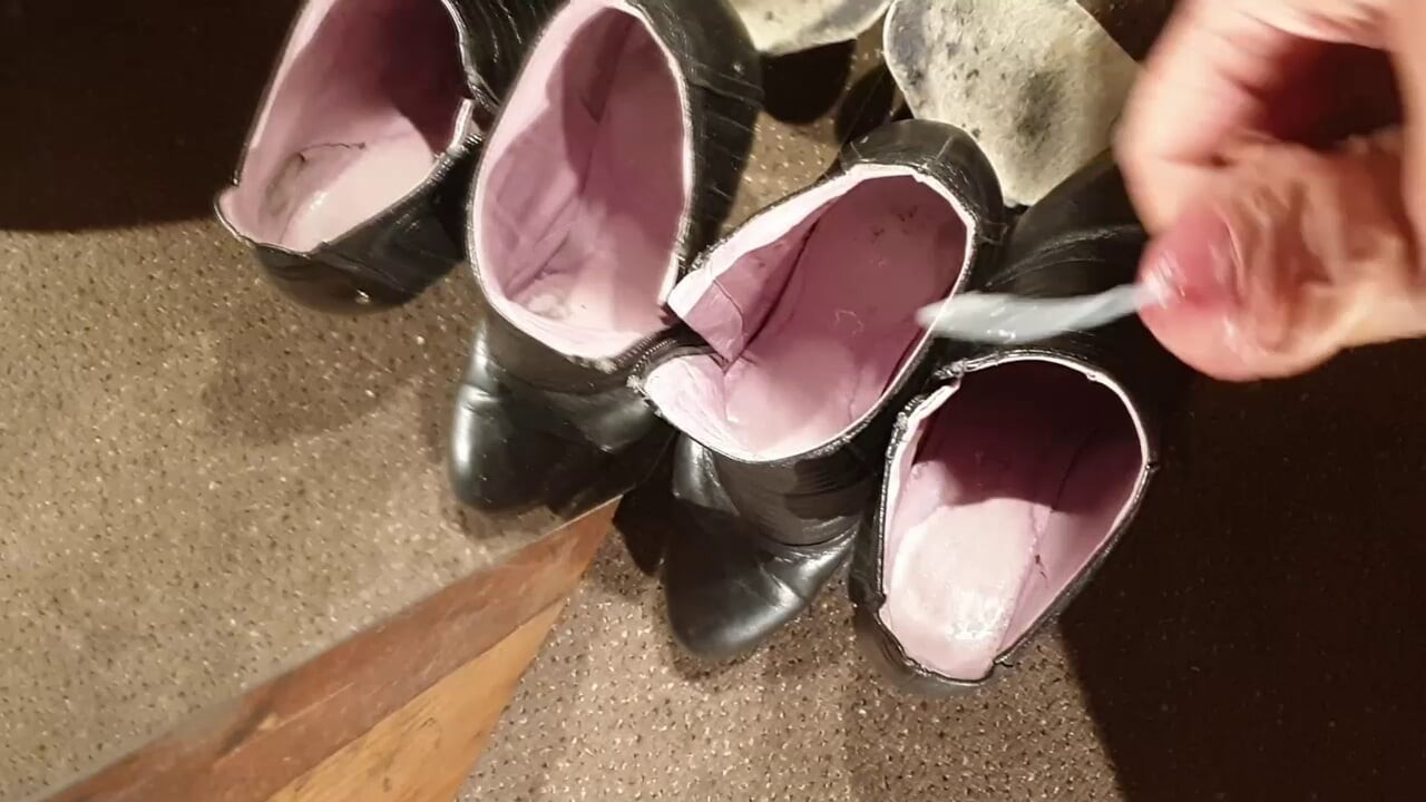 Her Ankle Boots Fucked And Squirted - Part1