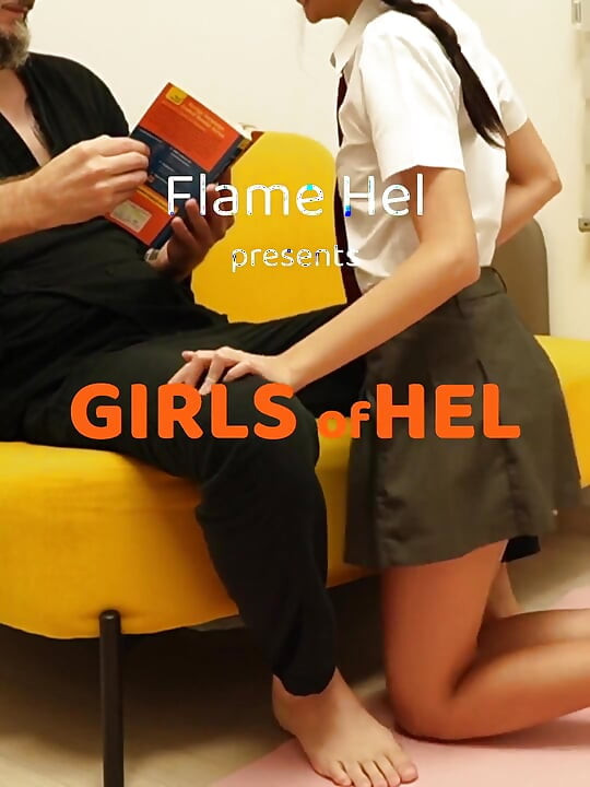 Stiefdochter komt terug van de universiteit en leidt me af van lezen