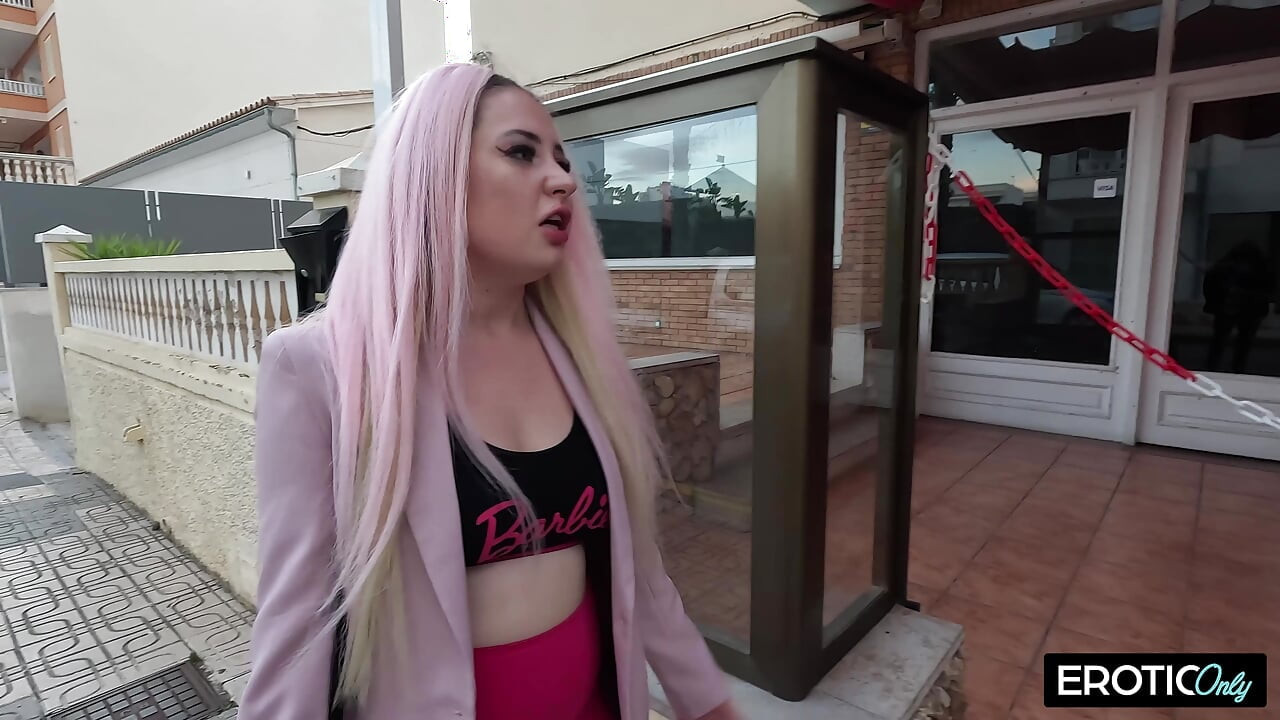 Remaja Jerman suka pancutan mani pada pizza selepas kongkek dubur!