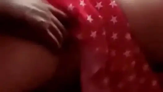 En iyi arkadaşımı evinde sikiyorum