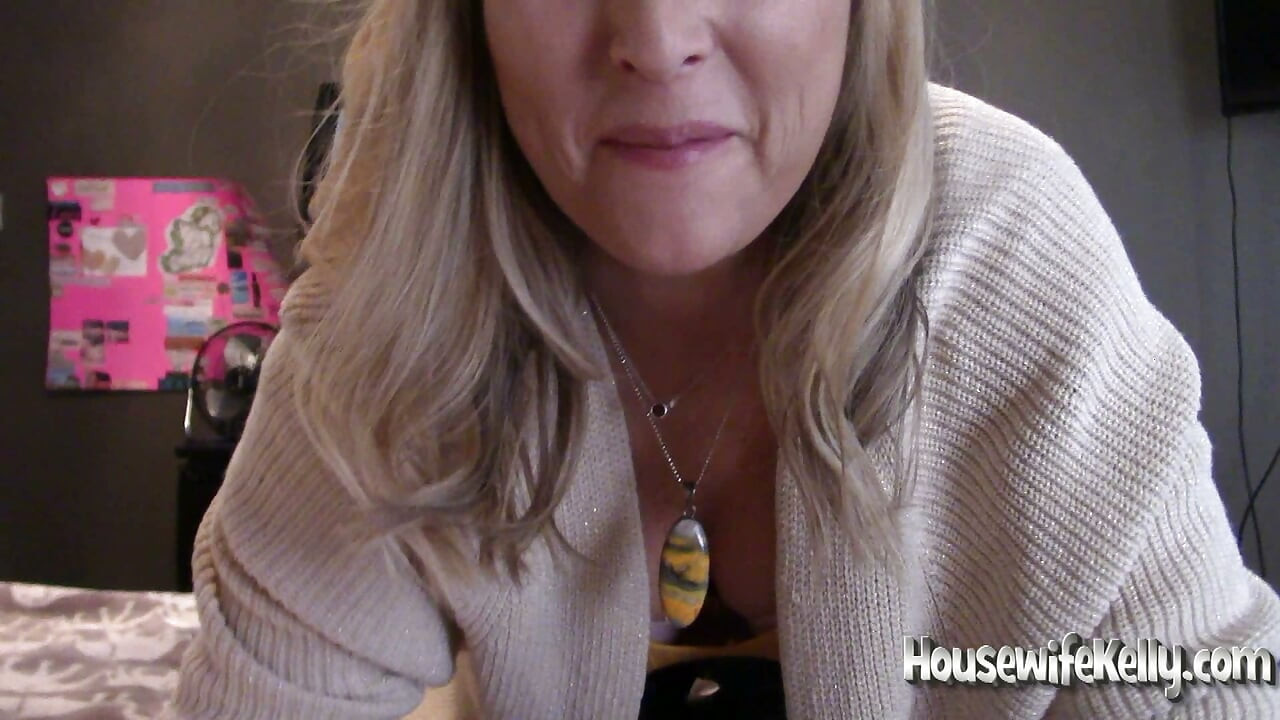 A Superb cum-loving Wife for the Holiday Season
