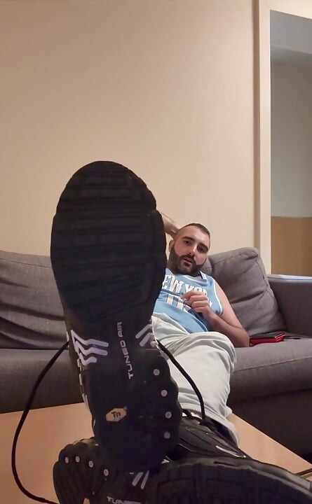 This One Is for the Foot/socks/trainers Enthusiasts