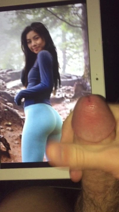 Cum Tribute on Asian IG model's tight ass in leggings