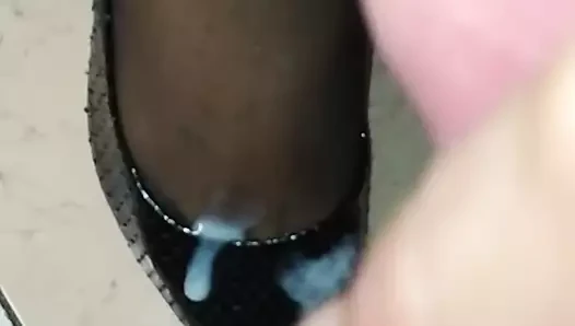 masturbate and cum on mannequin