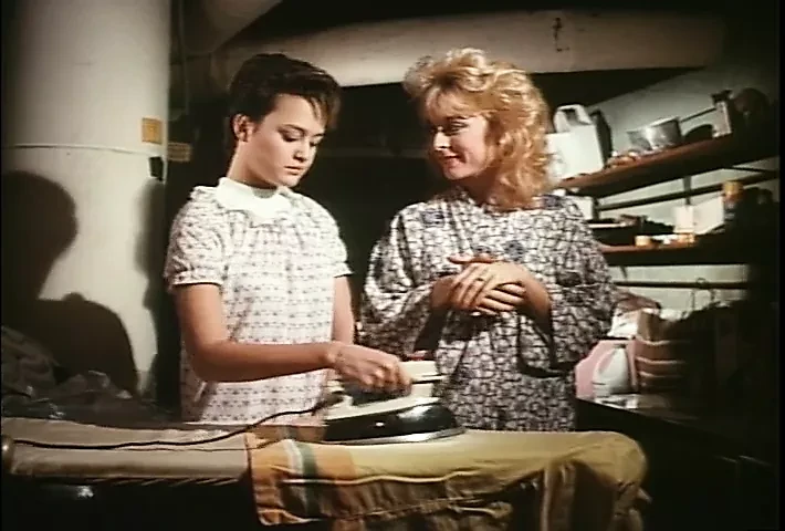 Wajah boneka (1987, kami, film penuh, 35mm, rip dvd bagus)