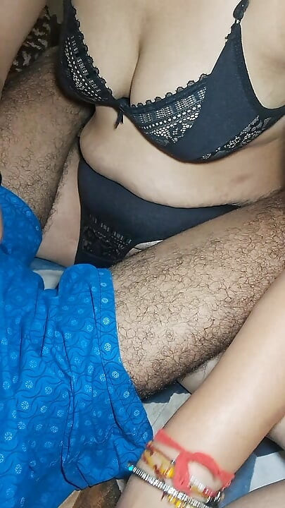 Bigboobs fucking and ass hole fucking hard with Sunni bhabhi