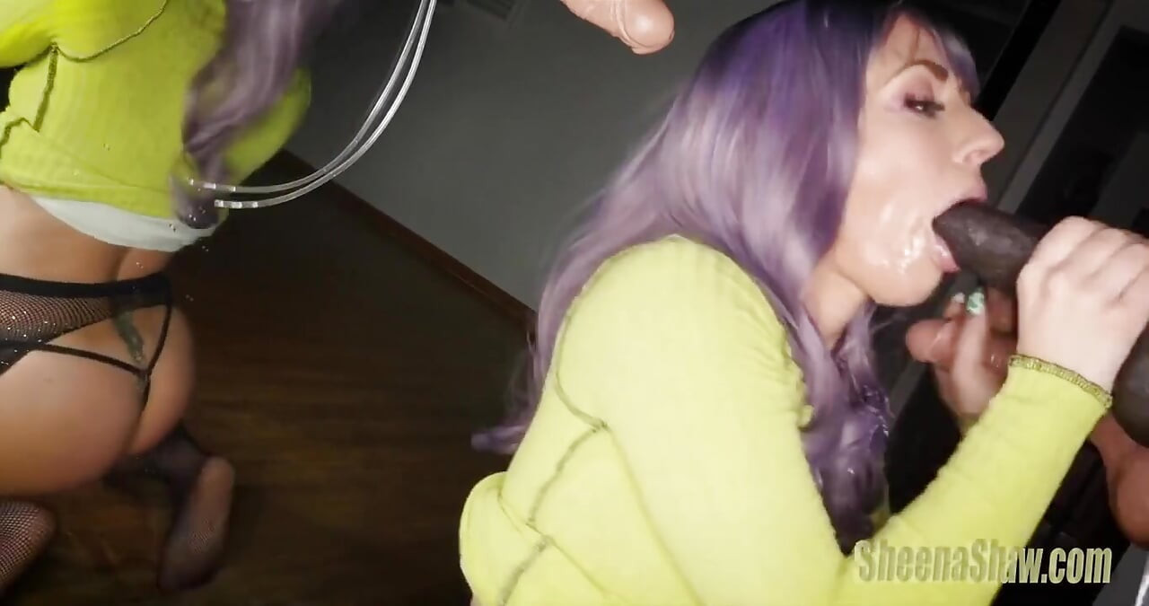 Bukkake Bitch Gets the Job