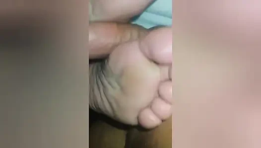 Wrinkled sole sexy foot fetish compilation
