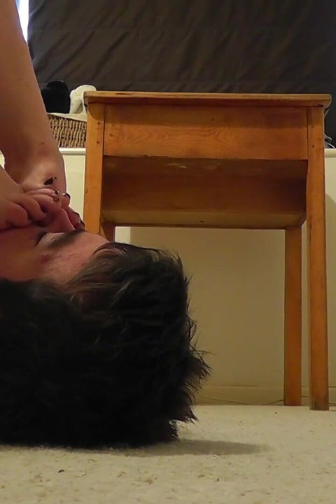 Electrician Foot Worship - Size 1920 X 1080