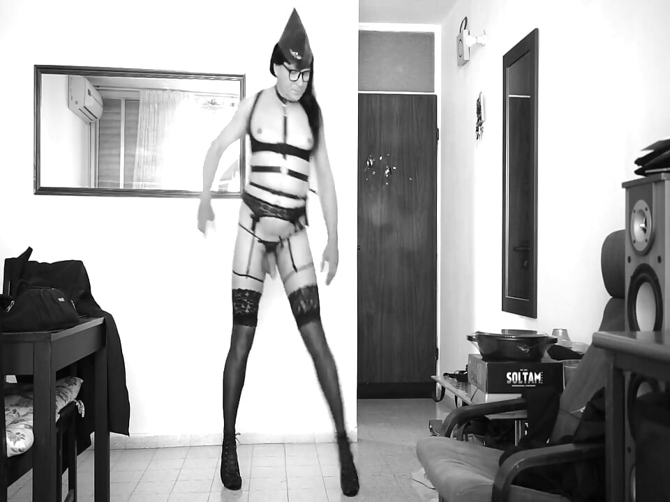 Crossdresser Walk