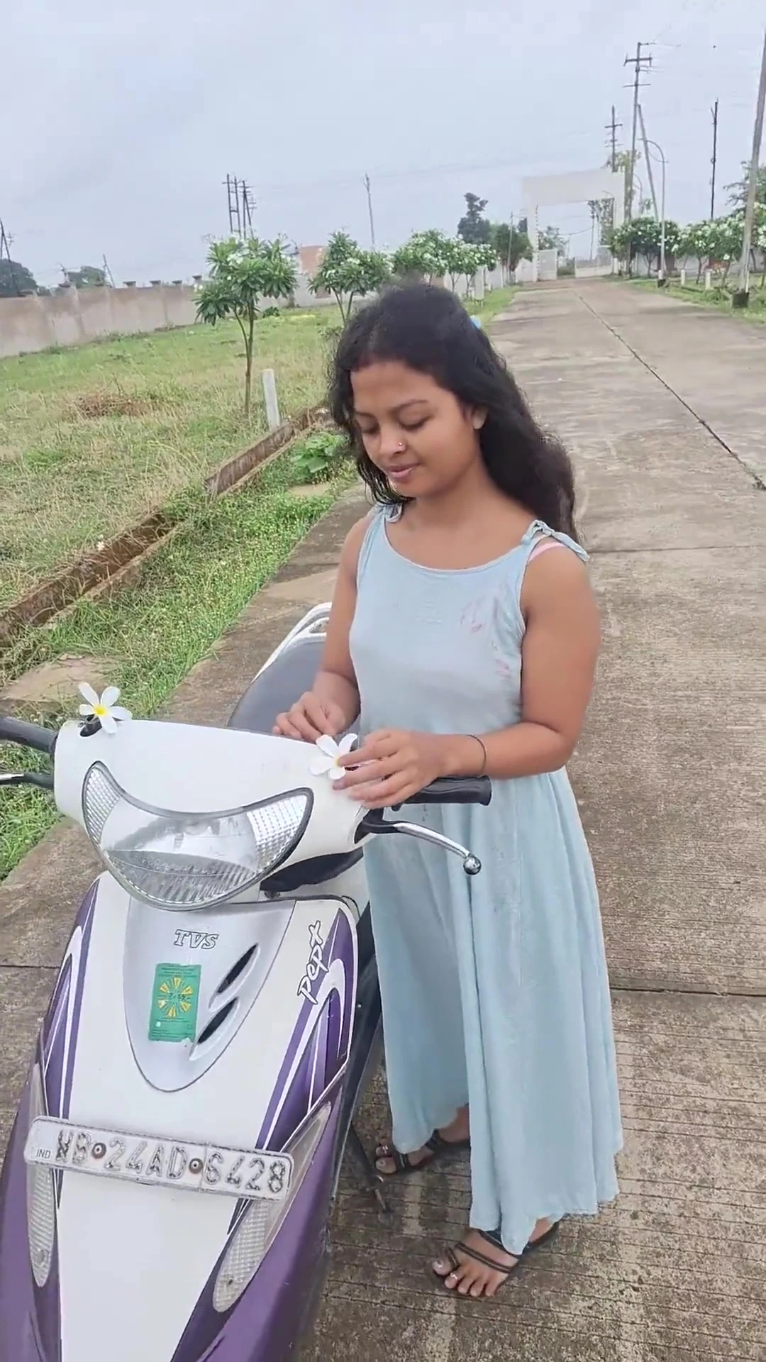 Hintli Bangali Evli Kadın Sert Ve Hızlı Romantik Seks Yapıyor