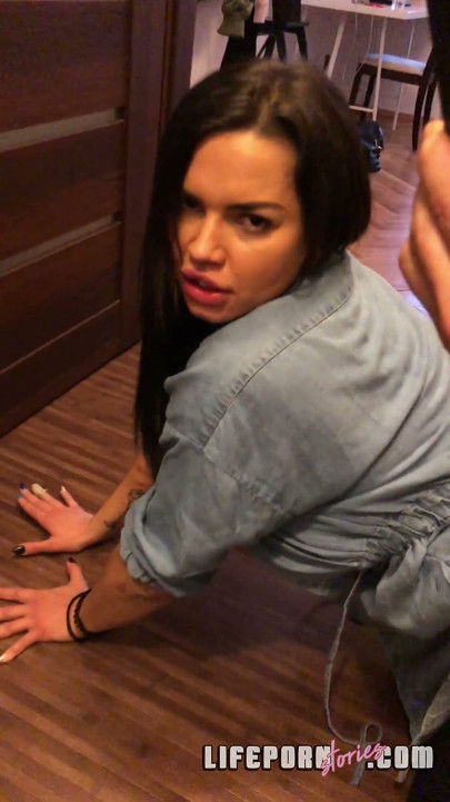 Life Porn Stories 9 - Part 4 Best Ass in Town - Massive Tits and Curves for Days