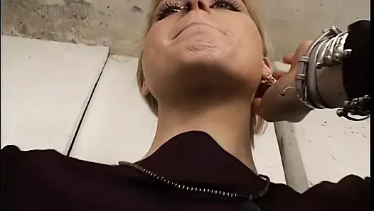 Blonde Babe's Wild Laundry Room Handjob and Orgasm