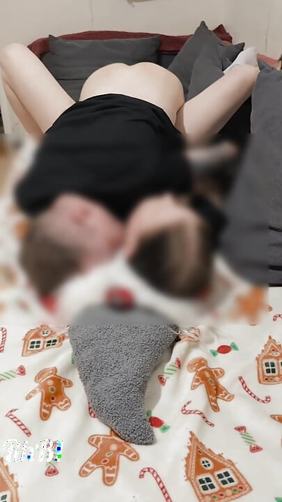 Στο κρεβάτι με τον άντρα μου