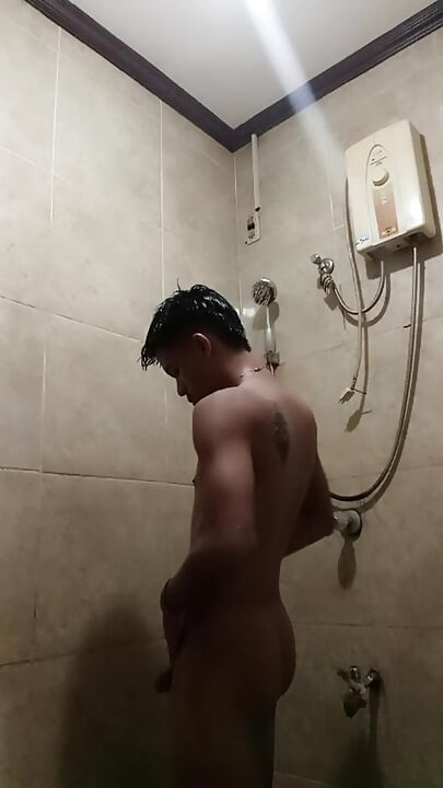 Filipinli twink duş mastürbasyonu: fleshlab özel