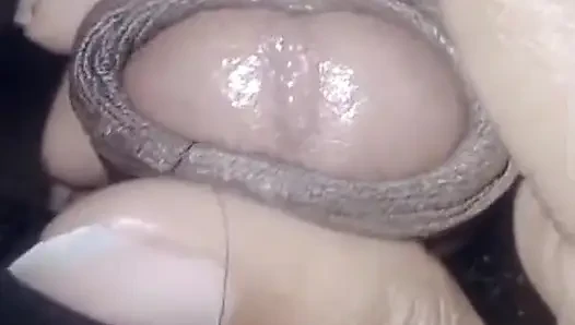 Hintli büyük yarak sert mastürbasyon yapıyor