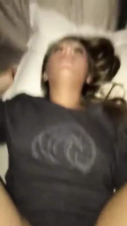 美丽的金发女郎吮吸和乱搞