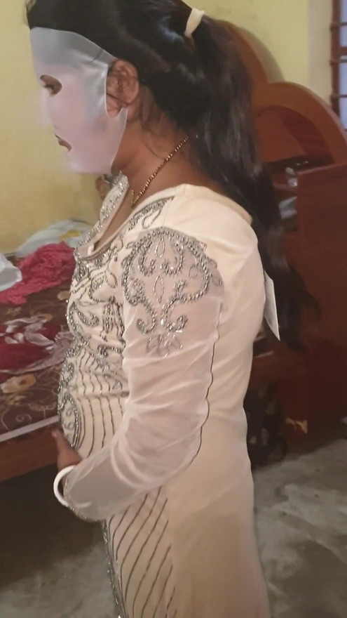 model girl dress desi bhabhi hot | Clip 1