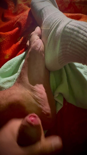 Svrši mi na stopala