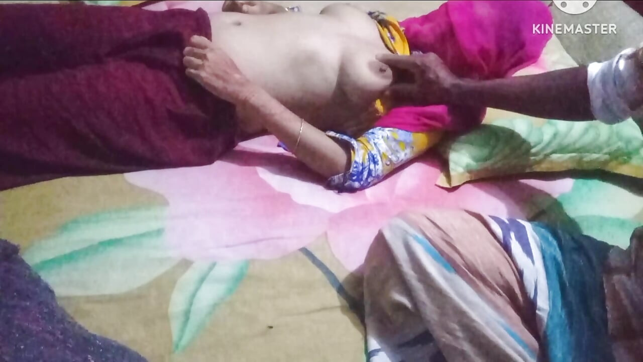 Bangladeshi stepsister give me massage. me give a massage his bobs
