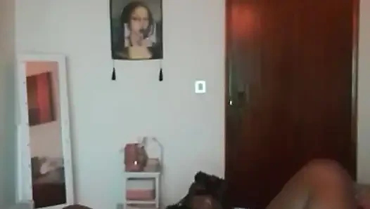 Murid super semok ini akan crot di mulutmu