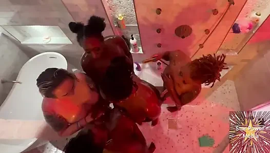 Omgianas Seifige Lesbische Duschorgie & 5-mädchen Spielzeug Spielen Doppeltes Feature